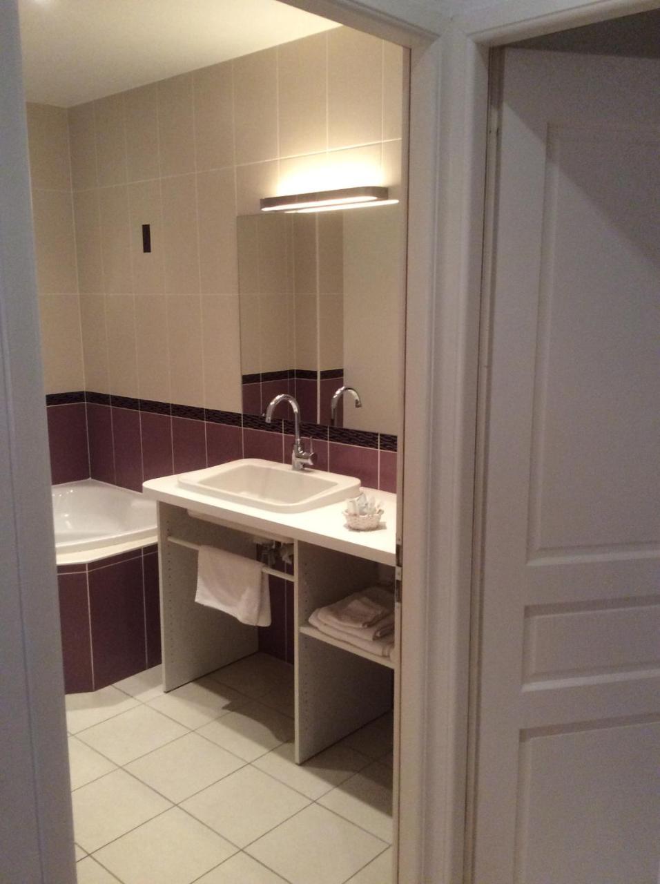 Chambres D'Hotes Le Relais De La Perle Le Vernois Zewnętrze zdjęcie